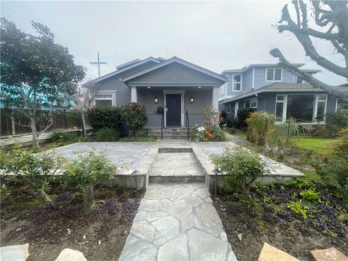 220 Baltimore Ave, Huntington Beach, CA, 92648-5210 | Card Image