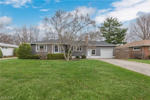 1428 Westwood Dr, Lorain, OH, 44053-3340 | Card Image