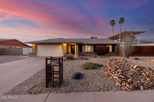 3814 W Kings Ave, Phoenix, AZ, 85053-2856 | Card Image