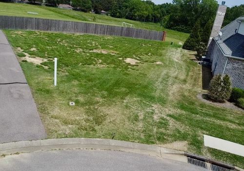 22 Hampton Pl, Dyersburg, TN, 38024-2958 | Card Image