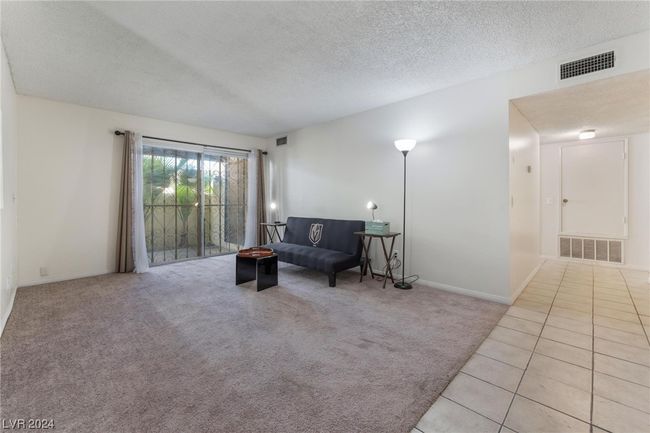 APT-177 - 1405 Vegas Valley Dr, Condo with 3 bedrooms, 2 bathrooms and null parking in Las Vegas NV | Image 5