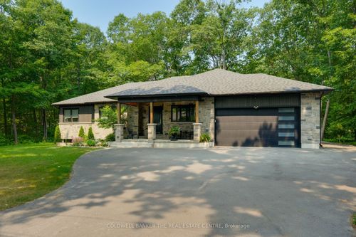 34 Oakwood Ave, Tiny, ON, L9M0J2 | Card Image