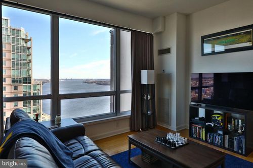 unit-p2305-901 N Penn St, PHILADELPHIA, PA, 19123-3124 | Card Image