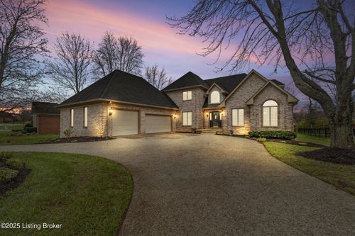 10308 Colonel Hancock Dr, Louisville, KY, 40291-4075 | Card Image