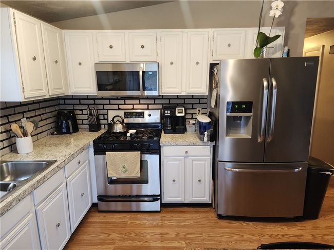 1 Park View Blvd, House other with 3 bedrooms, 1 bathrooms and 4 parking in Cranston RI | Image 4