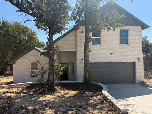 504 Bellaire Cir, Mineral Wells, TX, 76067-9534 | Card Image
