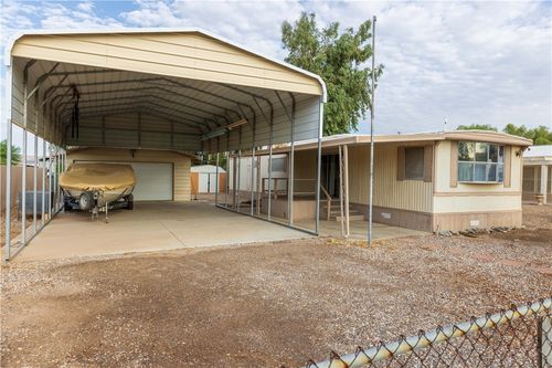 8135 S Evergreen Dr, Mohave Valley, AZ, 86440-9297 | Card Image