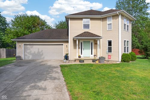 2322 Sumpter Ct, Columbus, IN, 47203-4569 | Card Image