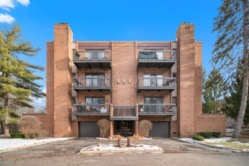 403-10 Trafalgar Sq, Lincolnshire, IL, 60069-3005 | Card Image