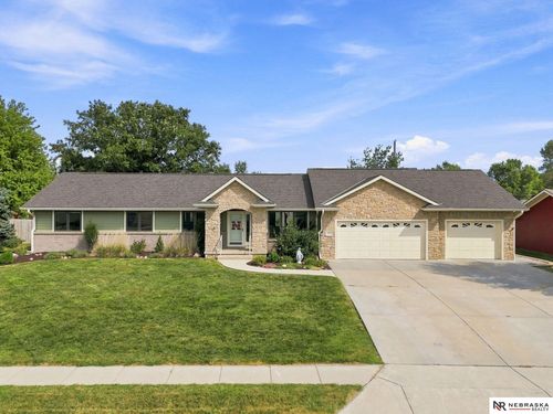 113 Precinct Rd, Ceresco, NE, 68017-4147 | Card Image