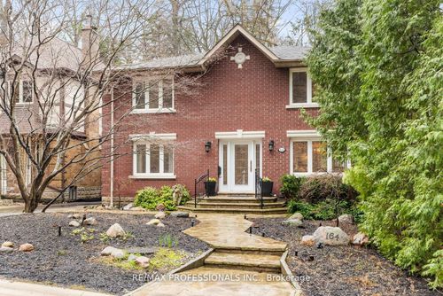 164 Morningside Ave, Toronto, ON, M6S1E3 | Card Image