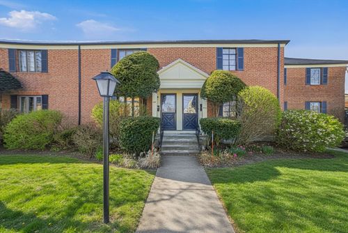 918-918 Belmont St, Watertown, MA, 02472-1024 | Card Image