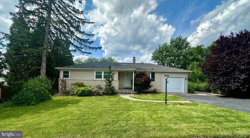 2475 Wharton Rd, YORK, PA, 17402-3642 | Card Image