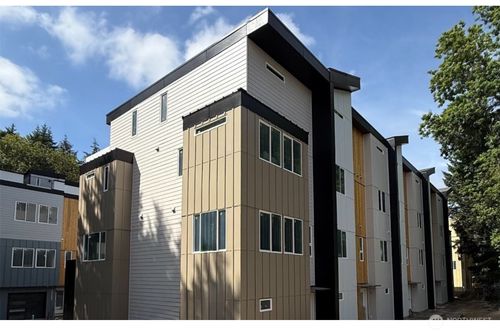 1190 129th Ave Ne, Bellevue, WA, 98005 | Card Image