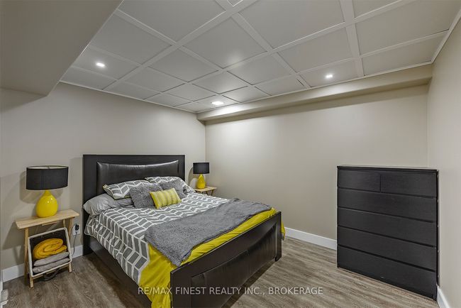 29 Cummings Rd, House other with 6 bedrooms, 5 bathrooms and 6 parking in Lyn ON | Image 15