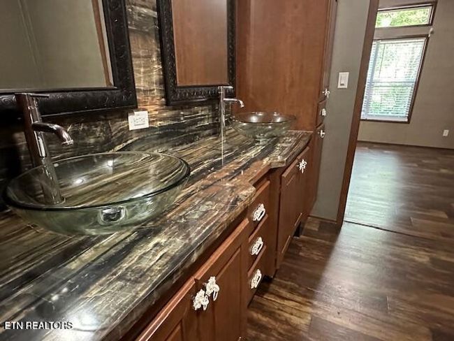 517 Collins Rd, House other with 3 bedrooms, 2 bathrooms and null parking in Jonesville VA | Image 26