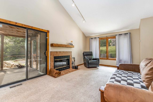 263 Blackhawk Trce, House other with 3 bedrooms, 2 bathrooms and null parking in Galena IL | Image 7