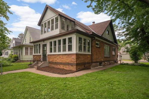 813 Blair Avenue, Saint Paul, MN, 55104 | Card Image