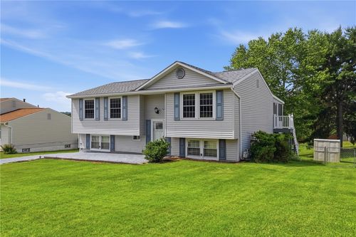 113 Cranbrooke Dr, Coraopolis, PA, 15108-9146 | Card Image