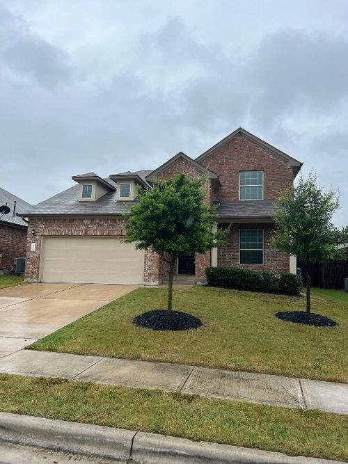 142 Sugar Crk, Buda, TX, 78610-2102 | Card Image