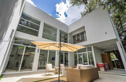 5720 Coral Way, Miami, FL, 33155-2202 | Card Image