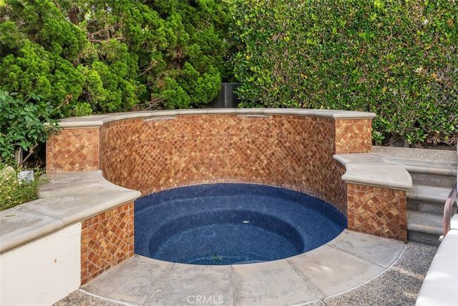 411 Snug Harbor Rd, House other with 5 bedrooms, 5 bathrooms and 3 parking in Newport Beach CA | Image 33
