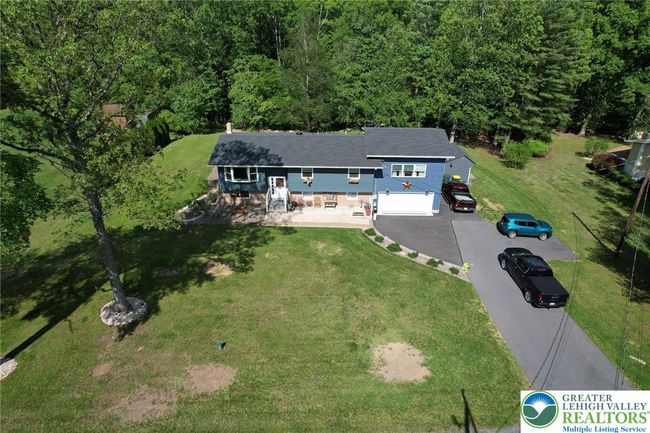 8539 Rextown Rd, House other with 4 bedrooms, 4 bathrooms and null parking in Slatington PA | Image 5