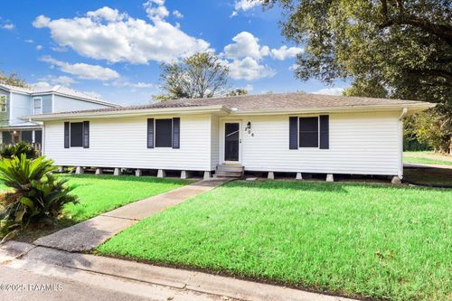 206 Nottingham Cir, Lafayette, LA, 70507-3732 | Card Image