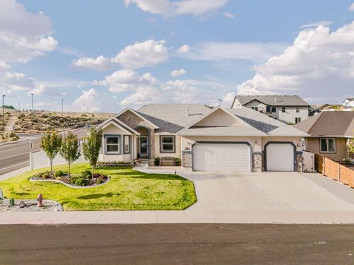 658 Cortney Dr, Elko, NV, 89801-2457 | Card Image