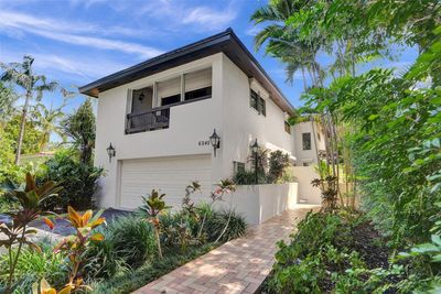 6245 Maynada St, House other with 4 bedrooms, 3 bathrooms and null parking in Coral Gables FL | Image 1