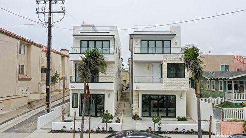 109 9th, Huntington Beach, CA, 92648 | Card Image