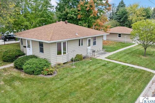 1240 Marsh St, Mankato, MN, 56001-4720 | Card Image