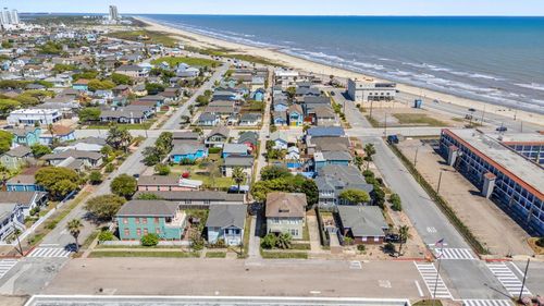 1514 15th St Up Street, Galveston, TX, 77550 | Card Image