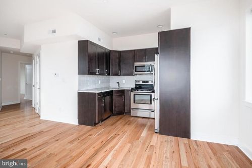 apt-201-1242 Point Breeze Ave, PHILADELPHIA, PA, 19146-4363 | Card Image