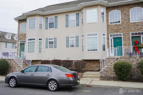 456 Hancock St, Rahway, NJ, 07065-5158 | Card Image