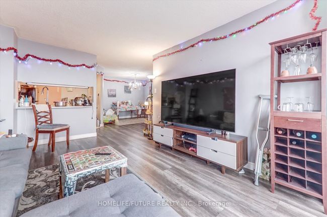 1004 - 12 Laurelcrest St, Condo with 2 bedrooms, 1 bathrooms and null parking in Brampton ON | Image 15