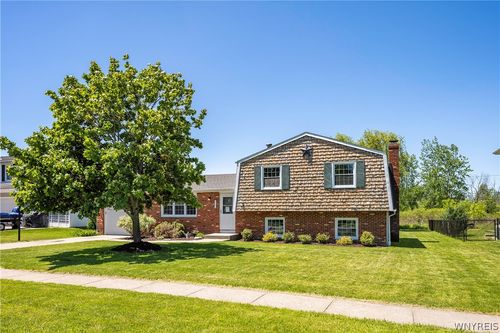 228 Gregory Pl, Grand Island, NY, 14072-1363 | Card Image