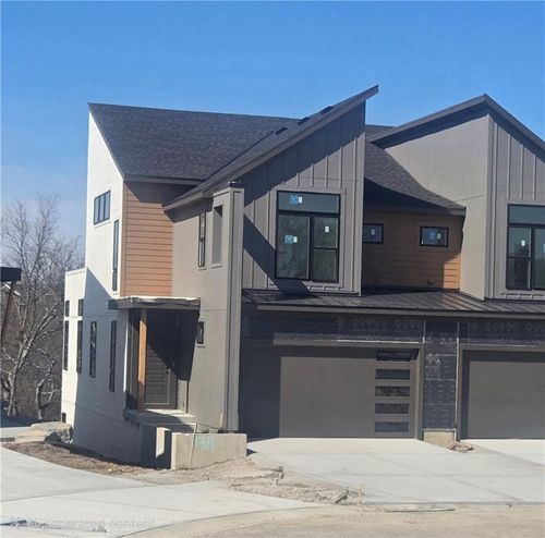 9303 Aminda St, Lenexa, KS, 66227 | Card Image