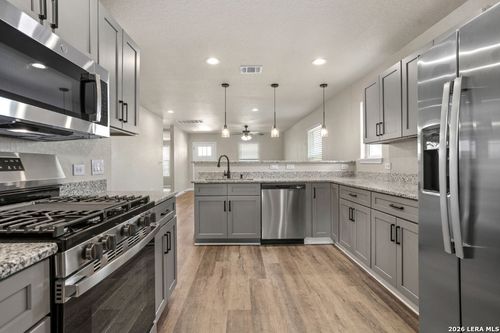 4711 Vaquero Crk, Von Ormy, TX, 78073-2451 | Card Image