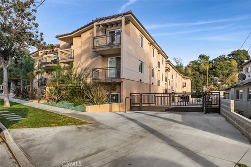 205-1941 Waltonia Dr, Montrose, CA, 91020 | Card Image