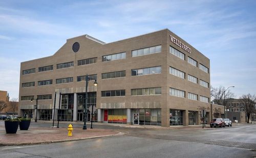 822 Central Ave, Fort Dodge, IA, 50501 | Card Image