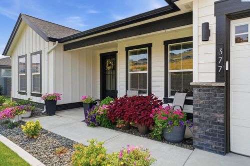 377 Ventus St., Richland, WA, 99352 | Card Image