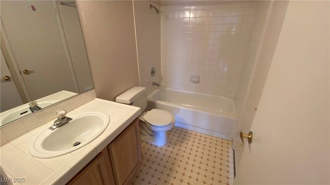 UNIT-209 - 7570 W Flamingo Rd, Condo with 2 bedrooms, 2 bathrooms and null parking in Las Vegas NV | Image 22