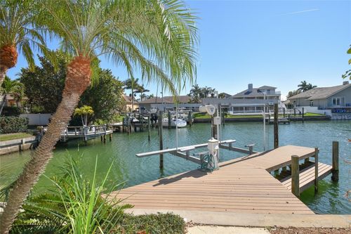 104 5th St E, TIERRA VERDE, FL, 33715-2242 | Card Image