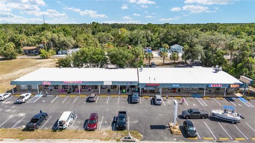 471 Ne 1st Ter, Crystal River, FL, 34429-4250 | Card Image