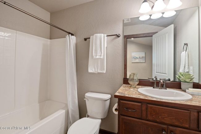 702 Glacier Loop, House other with 2 bedrooms, 3 bathrooms and null parking in Bayview ID | Image 22