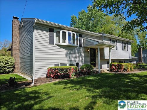 3546 Glen Ave, Palmer Twp, PA, 18045-5855 | Card Image