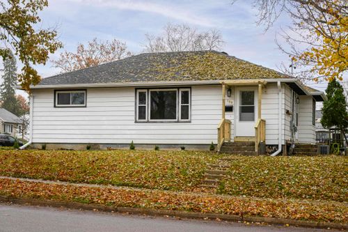 709 Dempsey Road, Madison, WI, 53714 | Card Image