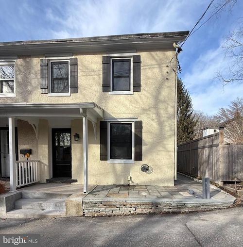 58 Grants Aly, LAMBERTVILLE, NJ, 08530-1304 | Card Image
