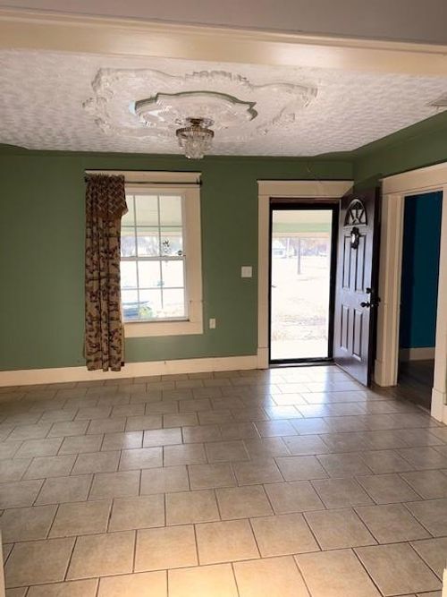 320 W 2nd St, Watonga, OK, 73772-3617 | Card Image